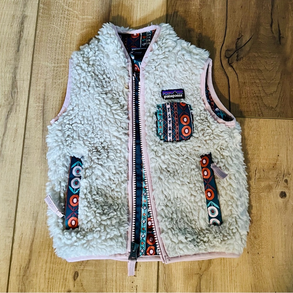 Patagonia Baby Vest Size 6-12 months (Runs large)